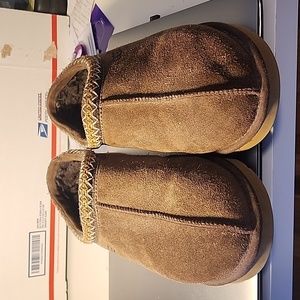 Cleaning out closet have too much!